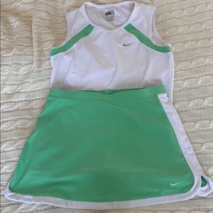 Nike tennis shirt and skirt outfit matching set